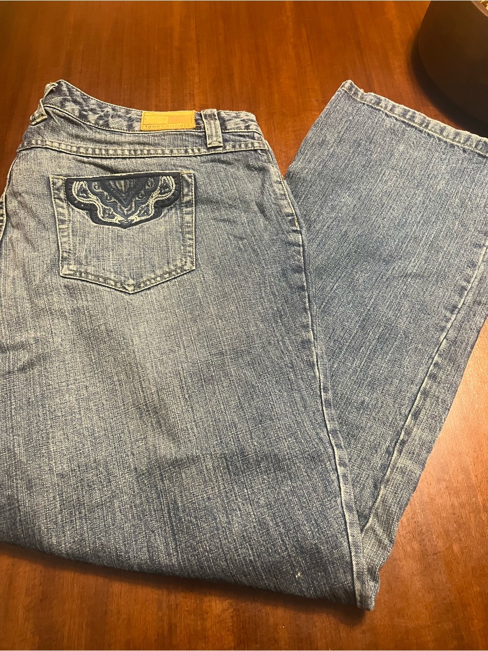Tommy Hilfiger Hipster Bootleg Jeans with Embroidered Pocket 16 18 Like New